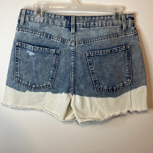 Nobo No Boundaries Bleached Denim shorts Size 11 Juniors - Picture 2 of 3